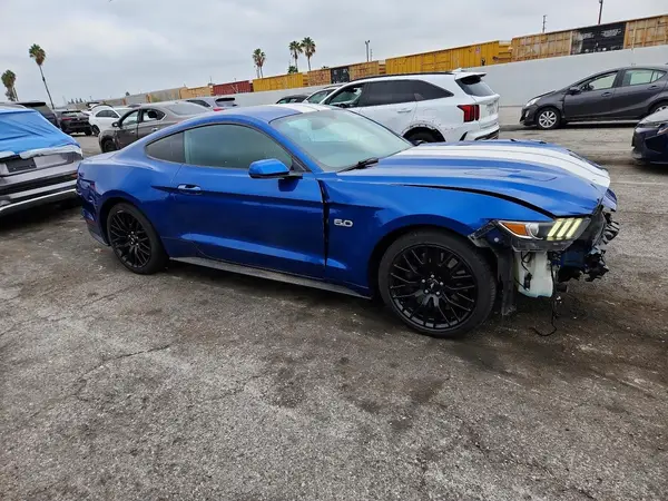 1FA6P8CF1H5344753 — 2017 Ford Mustang, фото 4 с аукциона Copart, Передняя часть