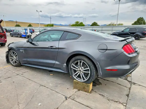 1FA6P8CF5H5333724 — 2017 Ford Mustang, фото 2 с аукциона Copart, Боковая часть