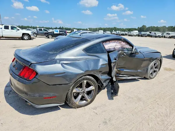 1FA6P8TH7H5357072 — 2017 Ford Mustang, фото 3 с аукциона Copart 29.09.2026, Боковая часть