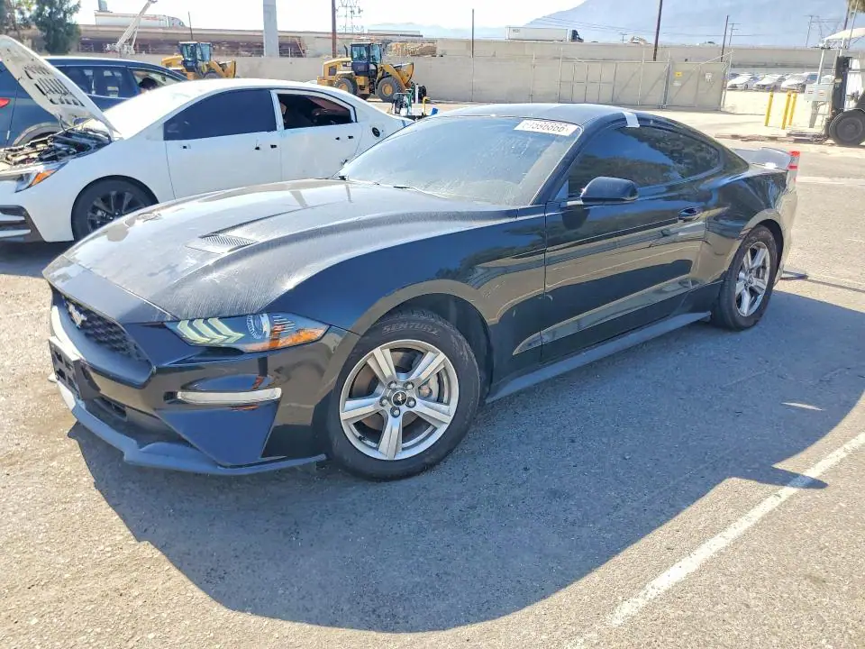 1FA6P8TH2J5108975 Ford Mustang 2018 — повреждение Боковая часть, фото до ремонта