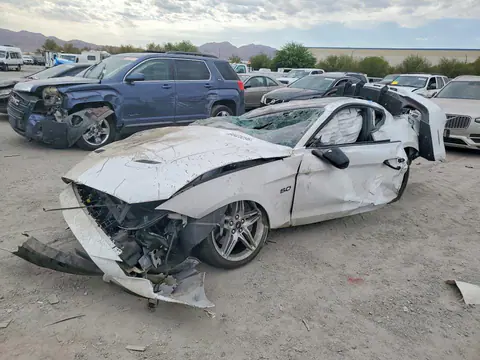 2018 Ford Mustang VIN 1FA6P8CF3J5185045 фото 1