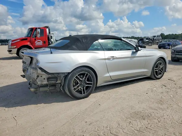 1FATP8UH4J5142725 — 2018 Ford Mustang, фото 3 с аукциона Copart 02.10.2026, Задняя часть