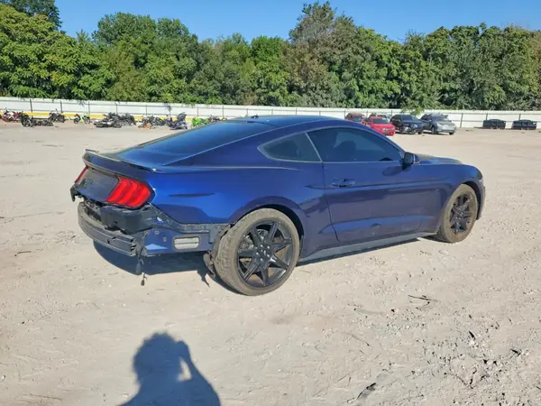 1FA6P8CF3J5129817 — 2018 Ford Mustang, фото 3 с аукциона Copart, Передняя часть