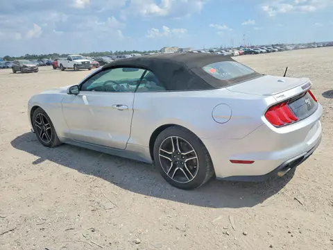 2018 FORD MUSTANG VIN 1FATP8UH0J5111617 фото 2