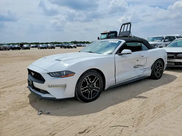 1FATP8UH6J5132665 — 2018 Ford Mustang, Боковая часть (Side), фото до ремонта