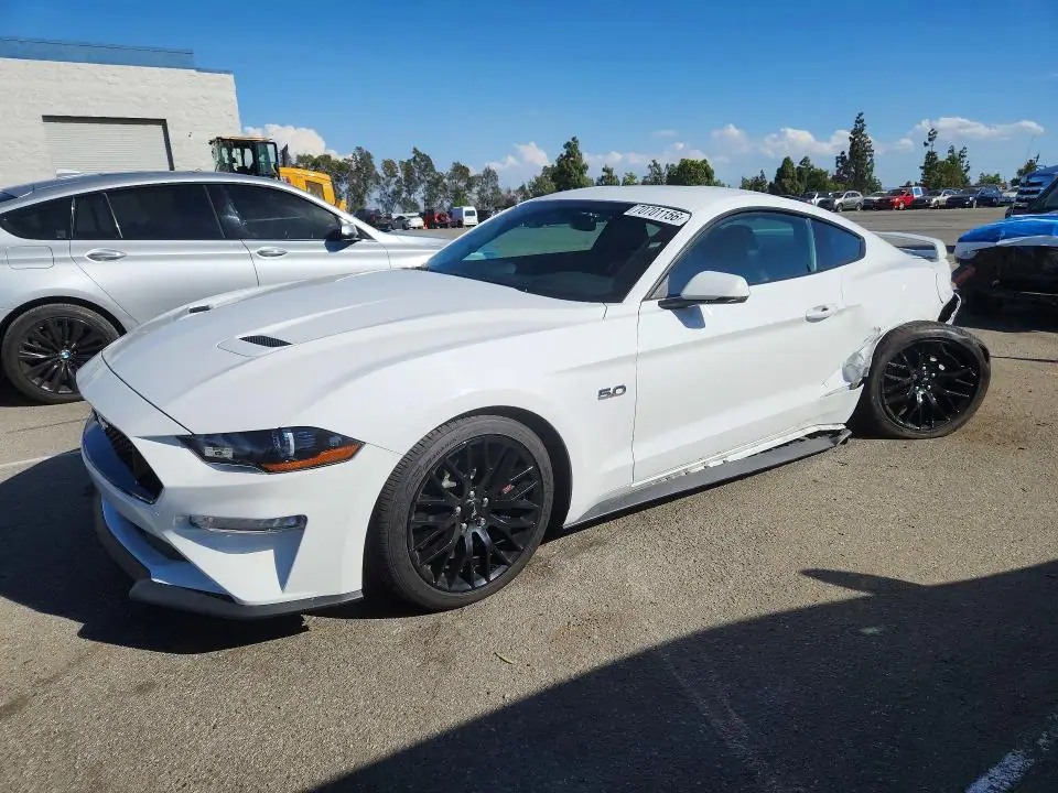 1FA6P8CF8J5146726 Ford Mustang 2018 — повреждение Задняя часть, фото до ремонта