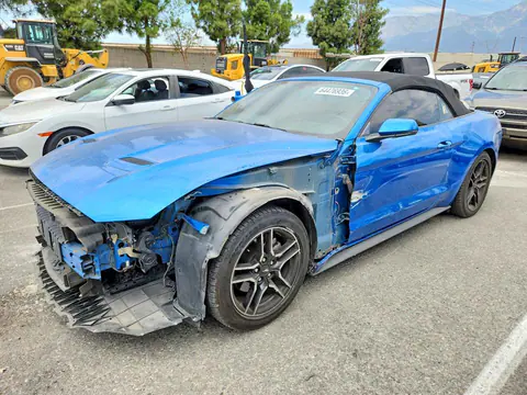2020 Ford Mustang VIN 1FATP8UH6L5131843 фото 1
