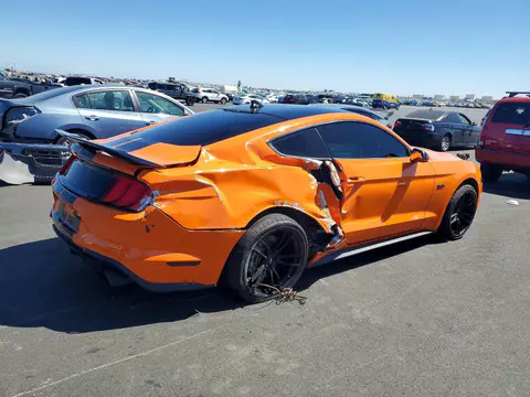 2021 Ford Mustang VIN 1FA6P8CF4M5107703 фото 3