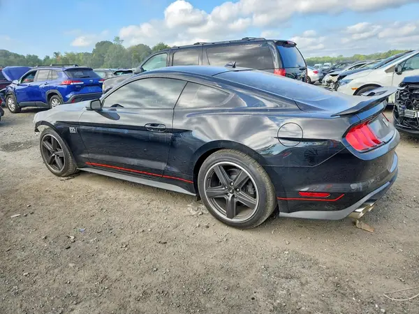 1FA6P8R00N5555165 — 2022 Ford Mustang, фото 2 с аукциона Copart, Передняя часть
