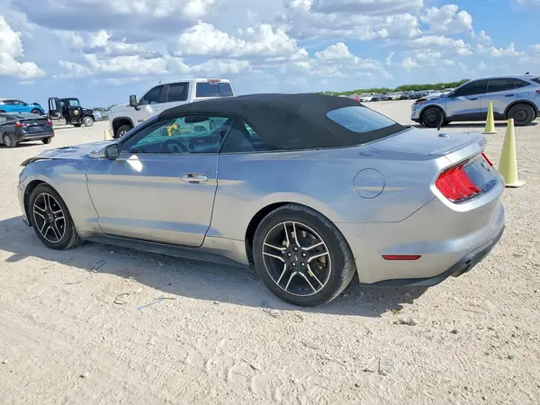 1FATP8UH2N5101189 — 2022 Ford Mustang, фото 2 с аукциона Copart 01.10.2026, Передняя часть
