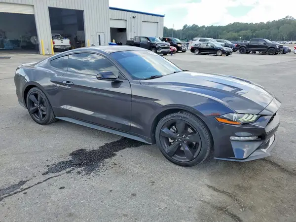 1FA6P8TH5N5112198 — 2022 Ford Mustang, фото 4 с аукциона Copart, Передняя часть