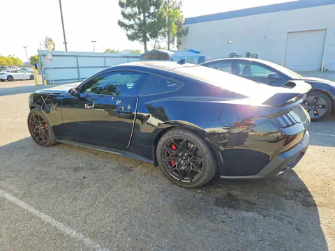 2024 Ford Mustang VIN 1FA6P8CF8R5427680 фото 2