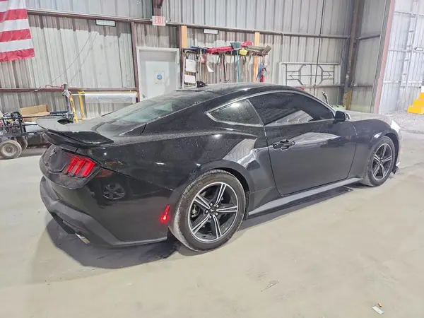 2025 FORD MUSTANG VIN 1FA6P8TH2S5115006 фото 3