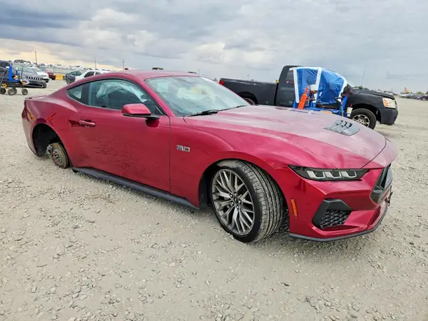 1FA6P8CF1S5404523 — 2025 Ford Mustang, фото 4 с аукциона Copart, Боковая часть