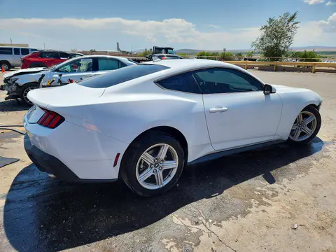 2026 Ford Mustang VIN 1FA6P8THXT5100660 фото 3