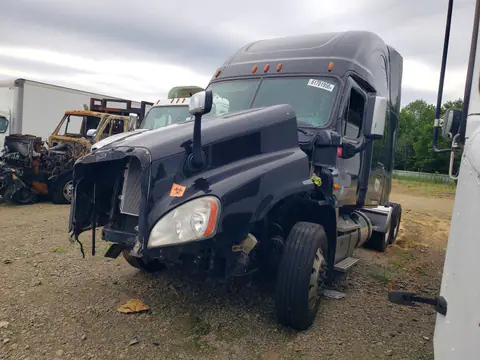1FUGGLDV1GLHA2524 — 2016 Freightliner Cascadia 125, Опрокидывание (Rollover), фото до ремонта