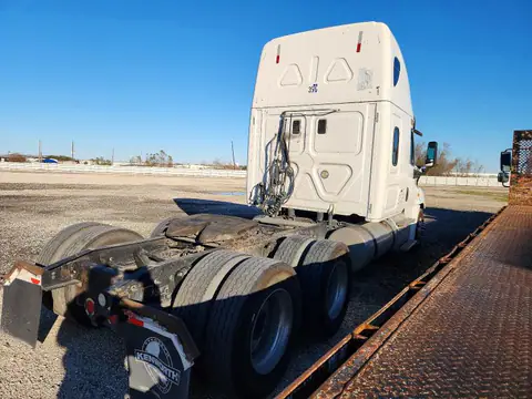 3AKJGLD6XGSGY6539 — 2016 Freightliner Cascadia 125, фото 4 с аукциона Copart 30.09.2026, Передняя часть