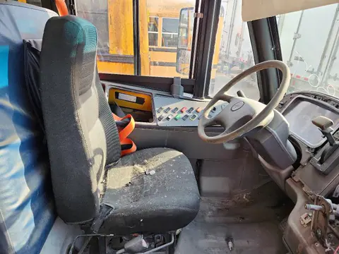2010 FREIGHTLINER CHASSIS VIN 4UZABRDT4ACAN9638 фото 5