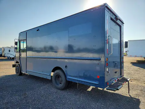 2020 FREIGHTLINER CHASSIS VIN 4UZAC2EA1LCLZ6429 фото 2