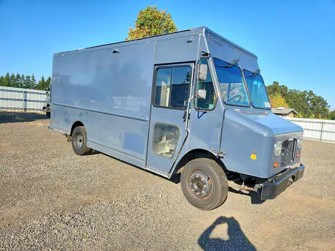2020 FREIGHTLINER CHASSIS VIN 4UZAC2EA1LCLZ6429 фото 4