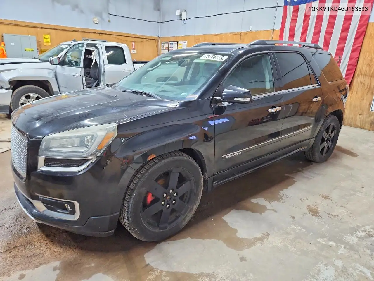 2016 GMC Acadia Denali VIN 1GKKVTKD4GJ163593 фото 1