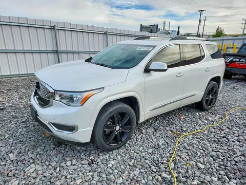 1GKKNXLS3HZ135713 — 2017 GMC Acadia, Передняя часть (Front End), фото до ремонта