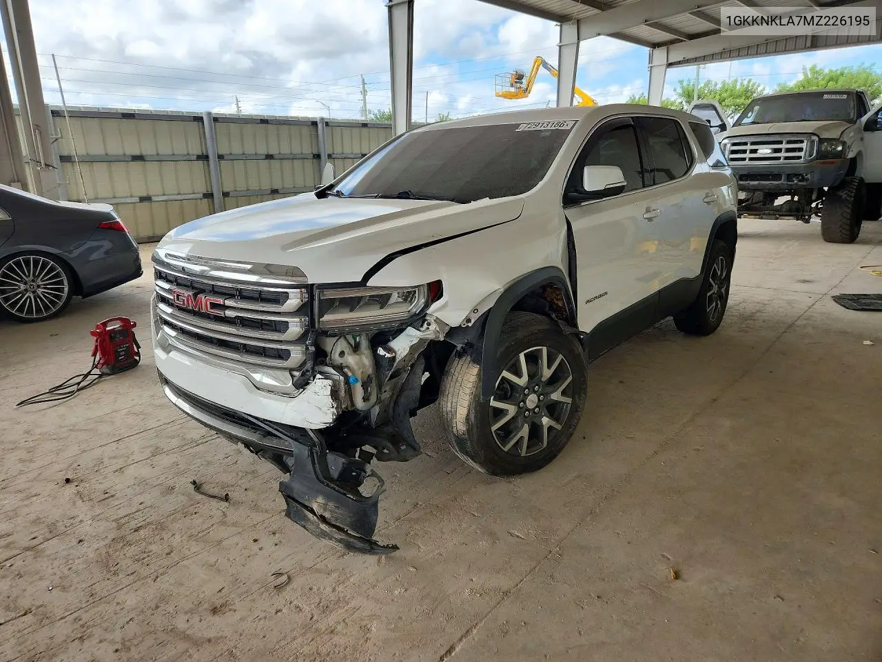 1GKKNKLA7MZ226195 GMC Acadia 2021 — повреждение Передняя часть, фото до ремонта