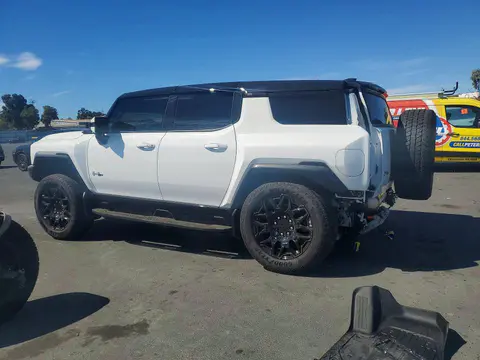2024 GMC Hummer Suv VIN 1GKB0NDE3RU106710 фото 2