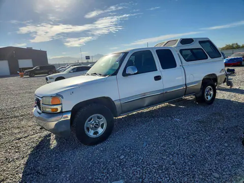 2GTEK19T111305080 — 2001 GMC NEW Sierra, Задняя часть (Rear End), фото до ремонта