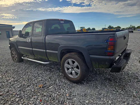 2005 GMC NEW SIERRA VIN 1GTEC19X15Z211505 фото 2