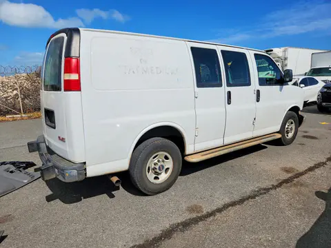 2014 GMC Savana VIN 1GTW7FCA2E1908531 фото 3