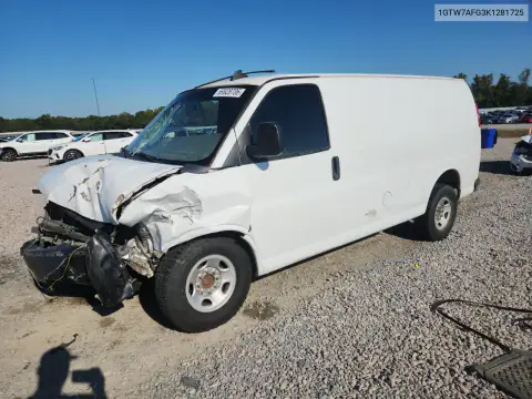 1GTW7AFG3K1281725 — 2019 GMC Savana, Передняя часть, фото до ремонта