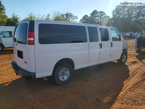2020 GMC Savana G3500 Ls VIN 1GJZ7NFB9L1213660 фото 3
