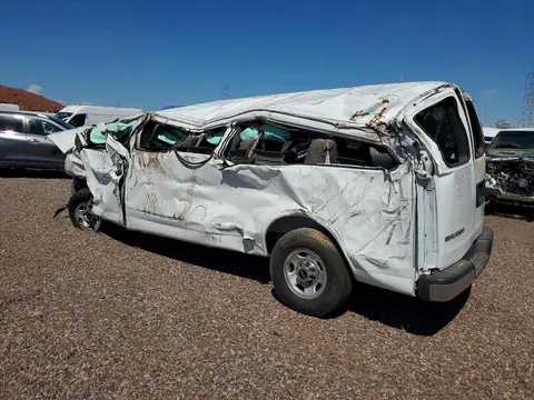 2025 GMC Savana VIN 1GJZ7PFP4S1257278 фото 2