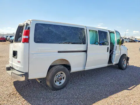 2025 GMC Savana VIN 1GJZ7PFP4S1257278 фото 3