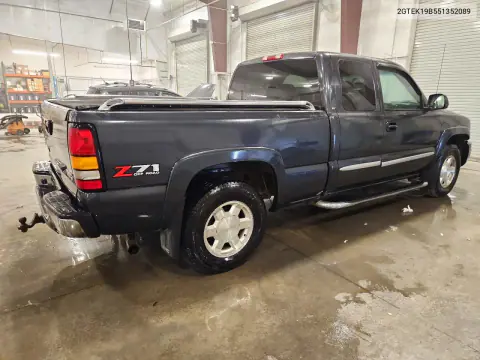 2005 GMC New Sierra K1500 VIN 2GTEK19B551352089 фото 3