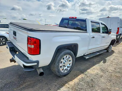 2015 GMC Sierra VIN 1GT120E83FF667695 фото 3