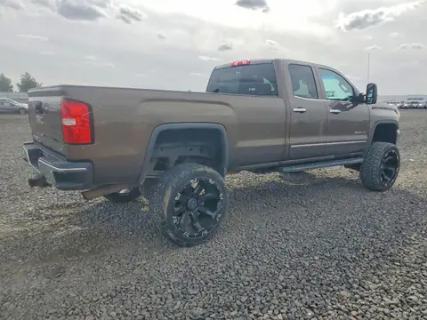 1GT22ZEG2FZ100408 — 2015 GMC Sierra, фото 3 с аукциона Copart 30.09.2026, Вандализм