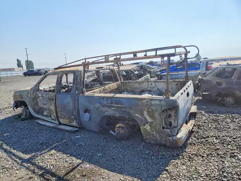 3GTU2MEC8GG151521 — 2016 GMC Sierra, фото 2 с аукциона Copart 30.09.2026, Пожар