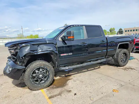 1GT12TEG2JF193045 — 2018 GMC Sierra, Передняя часть (Front End), фото до ремонта