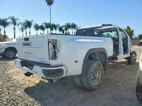 2023 GMC Sierra VIN 1GT49WEY0PF220755 фото 3