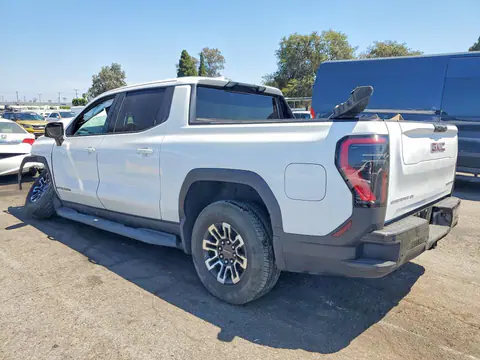 2026 GMC Sierra VIN 1GT1ETED9TU408769 фото 2