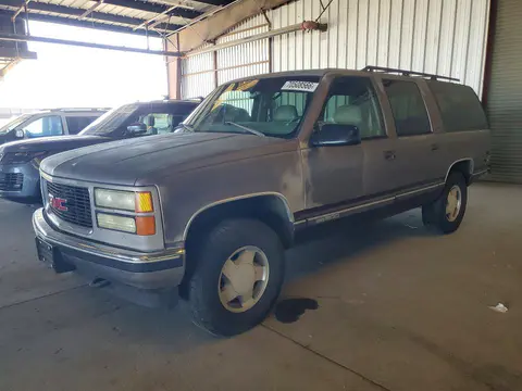 1GKFK16RXVJ713509 — 1997 GMC Suburban, Задняя часть (Rear End), фото до ремонта