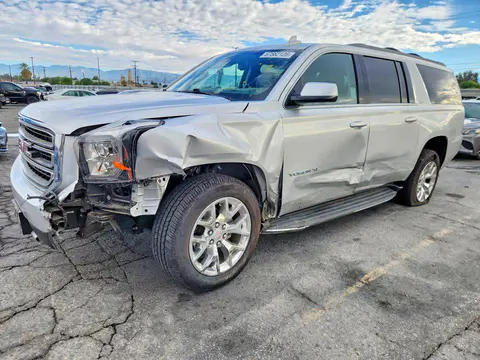 1GKS1GKC4HR261715 — 2017 GMC Yukon XL, Передняя часть (Front End), фото до ремонта