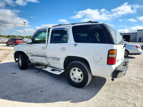 1GKEC13V15R202461 — 2005 GMC Yukon, фото 2 с аукциона Copart, Сторона