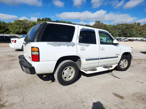 1GKEC13V15R202461 — 2005 GMC Yukon, фото 3 с аукциона Copart, Сторона