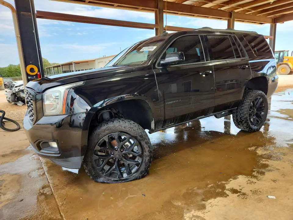 1GKS2BKC8FR192749 GMC Yukon 2015 — повреждение Боковая часть, фото до ремонта
