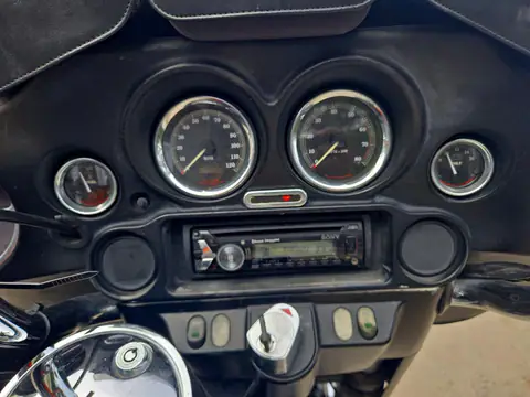 1HD1DDV111Y611769 — 2001 Harley-Davidson Electra Glide, фото 7 с аукциона Copart 22.10.2026, Механические повреждения