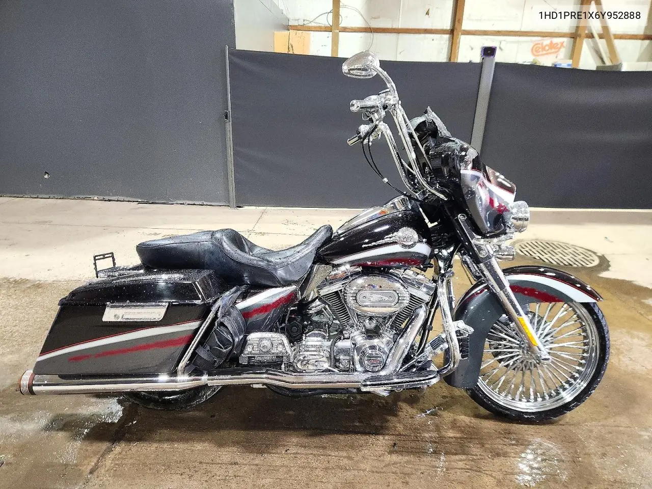 2006 Harley-Davidson Flhtcuse VIN 1HD1PRE1X6Y952888 фото 1