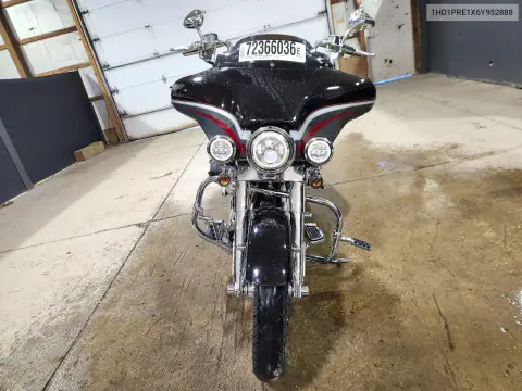 2006 Harley-Davidson Flhtcuse VIN 1HD1PRE1X6Y952888 фото 2